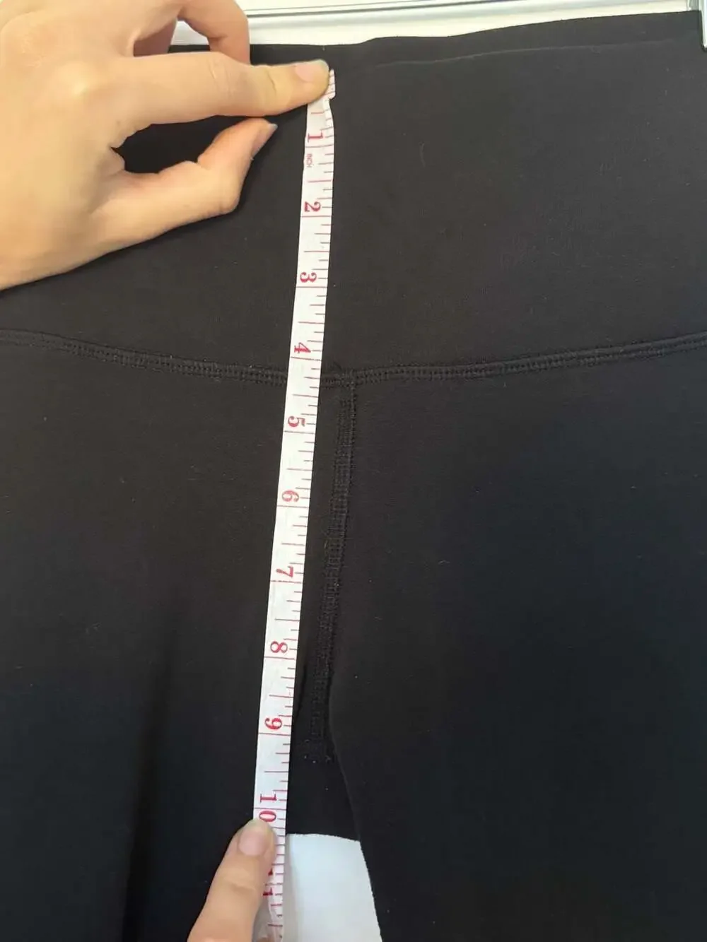 Alo Yoga High-Waist Airbrush Legging in Black